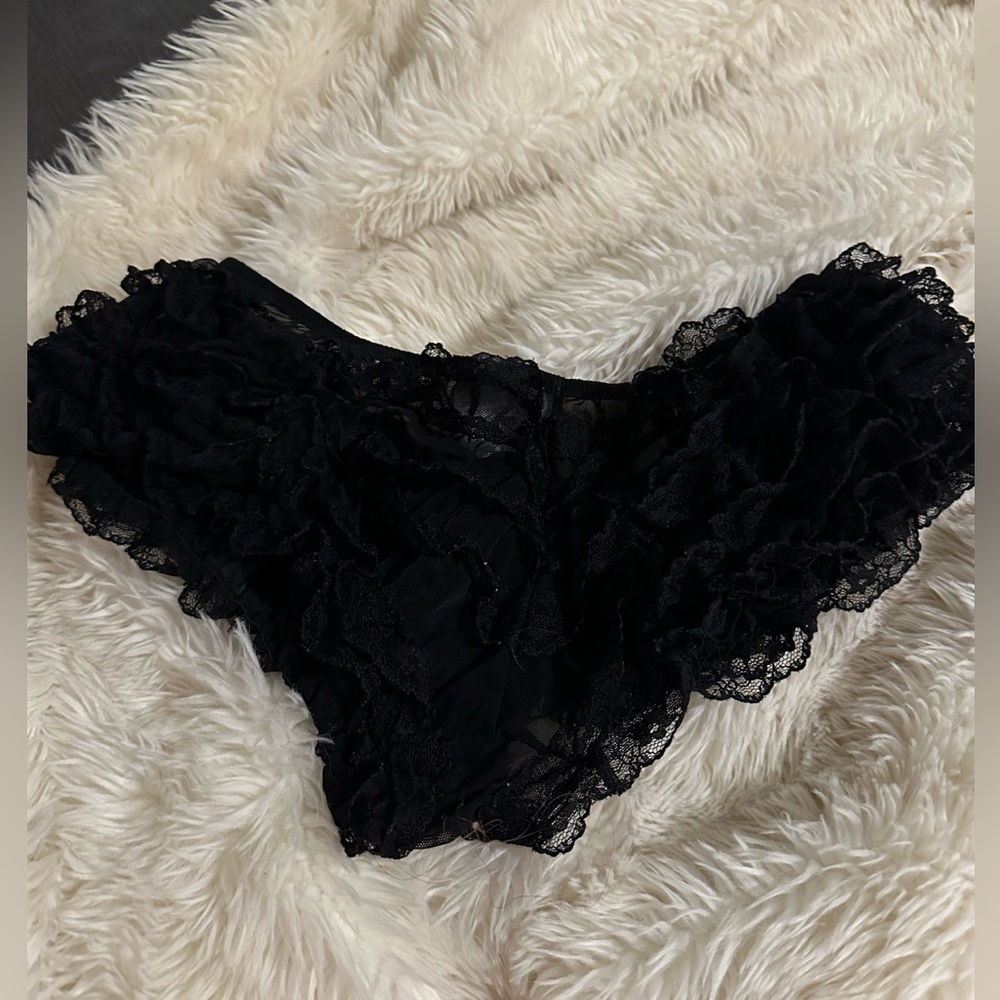 Fredericks of Hollywood black boy shorts